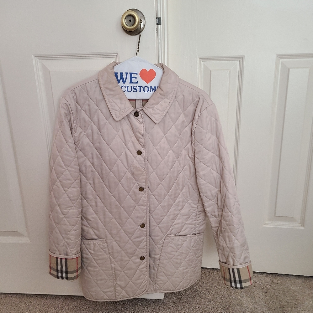 Genuine Beige Burberry short coat
